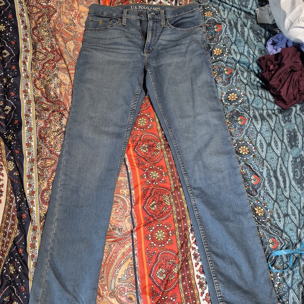 U.S. Polo Assn. Men's Classic Denim Straight Slim Leg Jeans